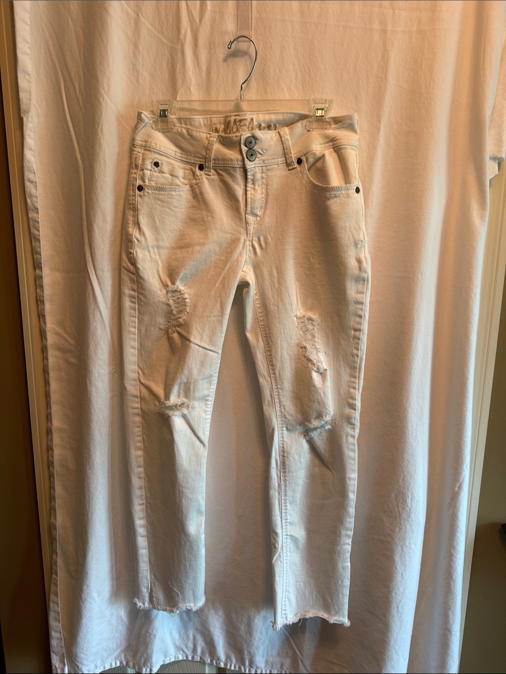 Wallflower White Distressed Ankle Skinny Jeans